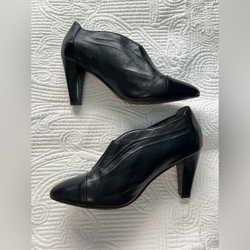 Gerry Webber Black Leather Heeled Booties - Size 8.5 US 40 EUR